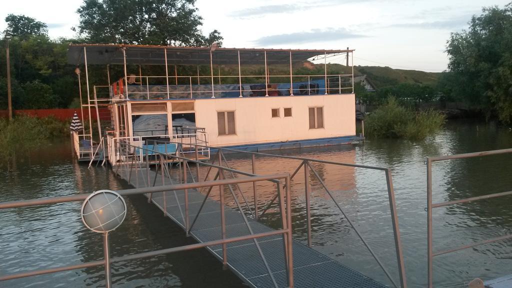 Отель Delta Pontoon Махмудия Экстерьер фото